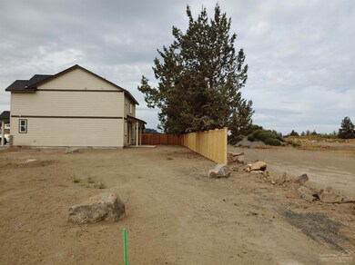 1467 NW Upas Ave, Redmond, OR 97756 - photo 5