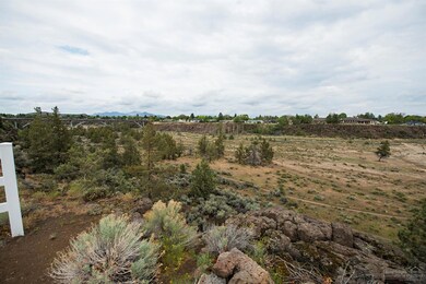 1214 NW Rimrock Dr, Redmond, OR 97756 - photo 7