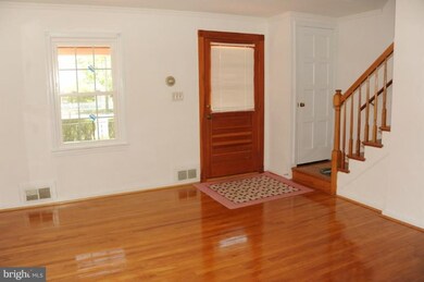 5932 N Kings Hwy, Alexandria, VA 22303 - photo 3