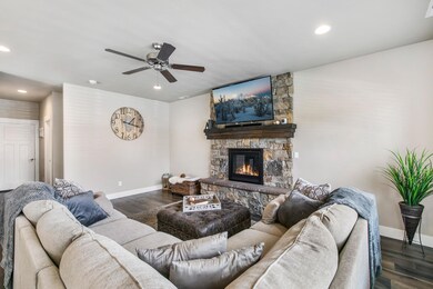 20515 SE Stanford Place, Bend, OR 97702 - photo 3