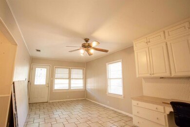 1209 Ridgewood Rd, Denison, TX 75020 - photo 6