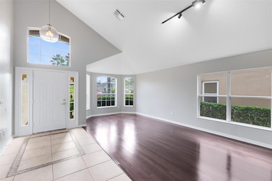 8815 Atwater Loop, Oviedo, FL 32765 - photo 2