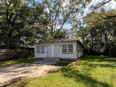 2716 Lincoln Ave unit A, Slidell, LA 70458 - photo 2