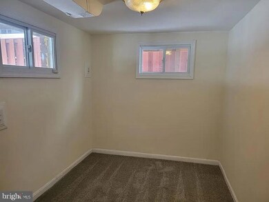 6218 57th Ave, Riverdale, MD 20737 - photo 6