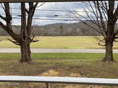 610-Old-Hwy-27-Rd-02
