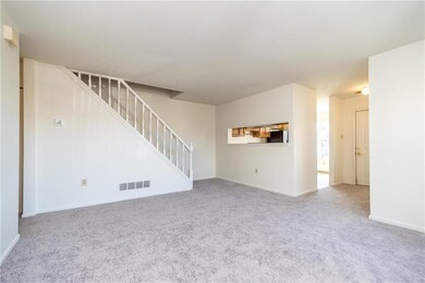 313 Mansfield Cir, Quakertown, PA 18951 - photo 4