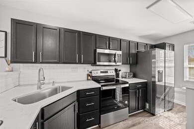 16865 Timber Crossing Rd, Charlotte, NC 28213 - photo 4