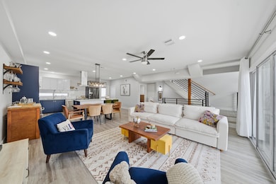 219 Pheasant St unit B, Houston, TX 77018 - photo 6