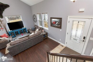 04-Living Room-ELKO0475