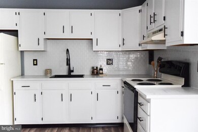 131 E High St, Clayton, NJ 08312 - photo 2