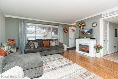 61 Nesbit Ln, Rochester Hills, MI 48309 - photo 3