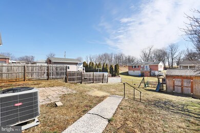 76 Devonshire Rd, Hagerstown, MD 21740 - photo 3