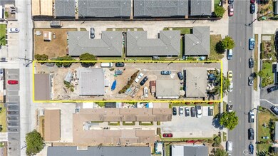 2028 Wallace Ave unit C, Costa Mesa, CA 92627 - photo 2