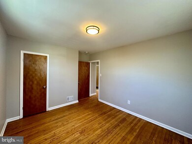 805 N Woodward Dr, Essex, MD 21221 - photo 6