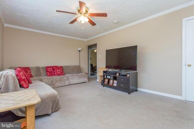148 Polk Dr, Manassas Park, VA 20111 - photo 6