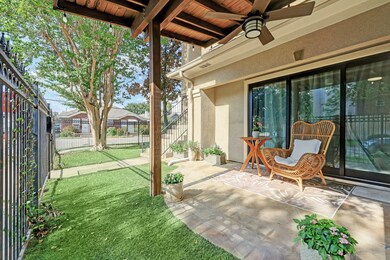 2401 Mandell St, Houston, TX 77006 - photo 5