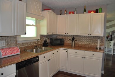 1520 Kingston Pike, Circleville, OH 43113 - photo 4