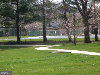 18A E Daisy Ln unit A, Mount Laurel, NJ 08054 - photo 2