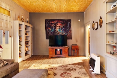 1347 E Houston St, Paris, TX 75460 - photo 5