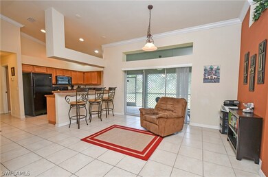 Breakfast bar, dining area with nice view