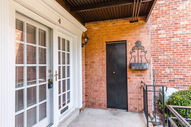 FRONT ENTRANCE, DOUBLE DOORS, ON SITE STORAGE SPAC