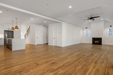 231 Sage Ln, Portsmouth, NH 03801 - photo 4