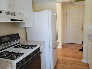 8 N Commons unit D, Lincoln, MA 01773 - photo 6