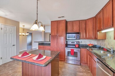 Island with breakfast bar
