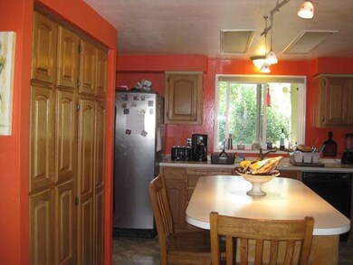 567 Earhart Rd, Rogue River, OR 97537 - photo 5