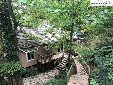 189 / 187 Caseys Gap Rd, Banner Elk, NC 28604 - photo 2