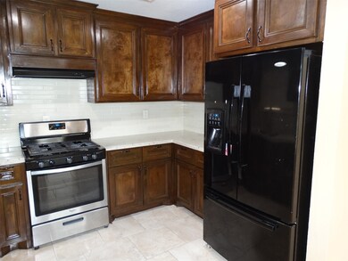 2142 Rainy River Dr, Houston, TX 77088 - photo 5