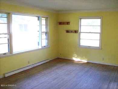 3081 Brookmont