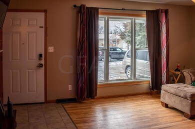 1707 S 17th St, Grand Forks, ND 58201 - photo 2