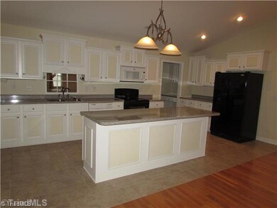 3140 Zoo Pkwy unit 701, Asheboro, NC 27205 - photo 4