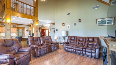 17-web-or-mls-2 Interior (6 of 55) Great