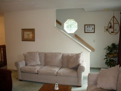 16 Adams Ave, MerriMacK, NH 03054 - photo 6