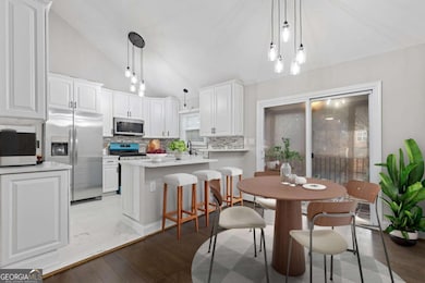 1425 Watercrest Cir, Lawrenceville, GA 30043 - photo 3