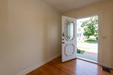 217 Webster St, Malden, MA 02148 - photo 3