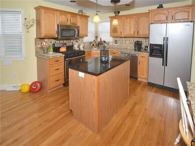 Granite counters, ceramic back splash, stainless a