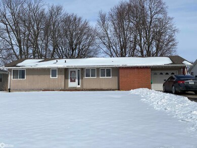 709 E Clay St, Osceola, IA 50213 - photo 2
