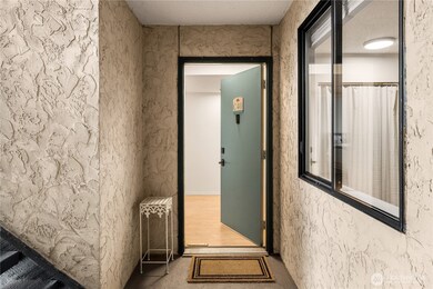 14331 124th Place NE unit C40, Kirkland, WA 98034 - photo 3