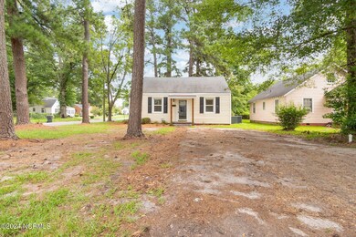 1301 Maple St-2