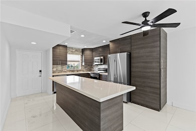 809 W Oakland Park Blvd unit K12, Wilton Manors, FL 33311 - photo 5