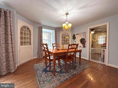 2619 Filbert Ave, Reading, PA 19606 - photo 7