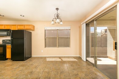 2466 S Nielson St-10