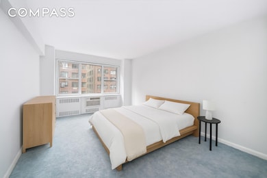 Cannon Point North unit 9R, New York, NY 10022 - photo 4