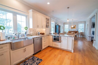 5 Pond St, Westerly, RI 02891 - photo 4