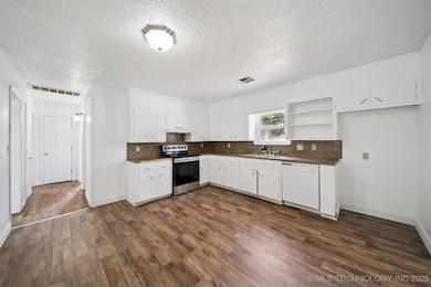 313 S Gray Ct, Chouteau, OK 74337 - photo 6