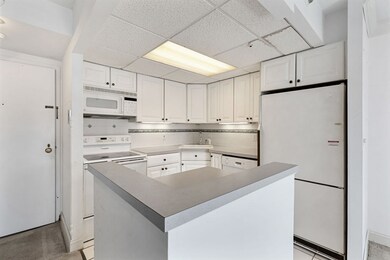 73 Broad Reach unit T77C, Weymouth, MA 02191 - photo 5