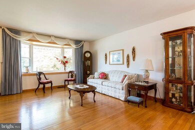 5705 Manor Dr, Woodbine, MD 21797 - photo 4